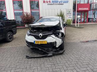 Salvage car Renault Captur  2018/2