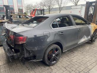 Voiture accidenté Volkswagen Jetta  2016/1