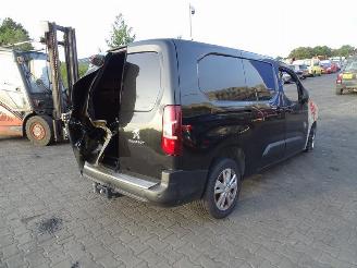 damaged commercial vehicles Peugeot Partner 1.5 HDi 2020/3