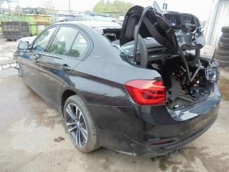 Coche siniestrado BMW 3-serie 3 serie (F30), Sedan, 2011 / 2018 330e 2018/9