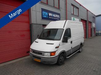 Auto da rottamare Iveco Daily 35 C 13V 300 h 2 - l1 dubbel lucht marge bus export only 2001/2