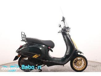 damaged scooters Vespa  Sprint 25KM 2021/6