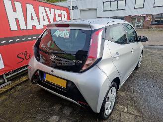 Toyota Aygo 1.0 VVT-i-x-play picture 3