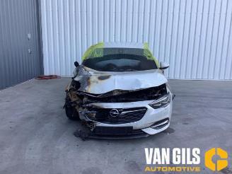 damaged commercial vehicles Opel Insignia  2017/9