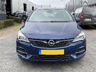 Opel Astra Sports Tourer 1.2 Business Edition picture 23