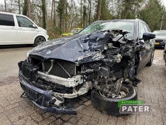 Voiture accidenté BMW 5-serie 5 serie Touring (G31), Combi, 2017 523d 2.0 TwinPower Turbo 16V 2019/3