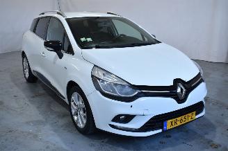 krockskadad bil bedrijf Renault Clio 0.9 TCe Limited 2019/3