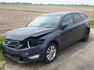 Schade scooter Ford Mondeo 2.0 TDCI 2011/5