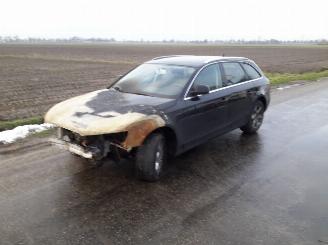 uszkodzony przyczepy kampingowe Audi A4 2.0 tdi 2010/2
