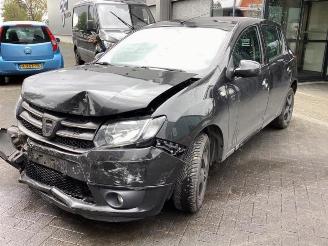 Voiture accidenté Dacia Sandero Sandero II, Hatchback, 2012 1.2 16V 2013/7