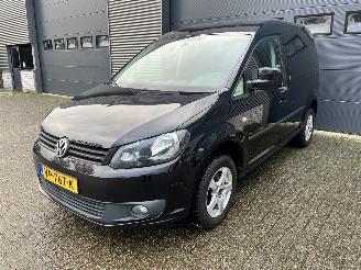 damaged commercial vehicles Volkswagen Caddy 1.6 TDI AIRCO / CRUISE / PDC / NAVI 2015/1
