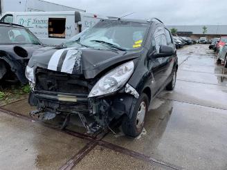 damaged passenger cars Chevrolet Spark Spark (M300), Hatchback, 2010 / 2015 1.0 16V Bifuel 2012/6