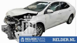 damaged passenger cars Toyota Corolla Corolla (E15), Sedan, 2007 1.6 Dual VVT-i 16V 2014/3