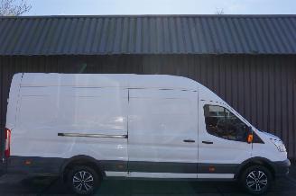 Salvage car Ford Transit 2.0 TDCI 96kW Airco L4H3 Trend 2017/2
