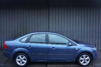 Auto incidentate Ford Focus 1.6-16V 74kW Airco First Edition 2005/4