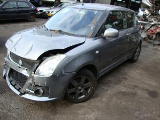 danneggiata veicoli commerciali Suzuki Swift  2010/1