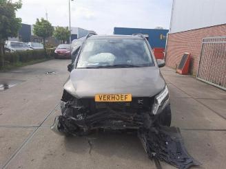 damaged passenger cars Mercedes Vito Vito (447.6), Van, 2014 2.2 119 CDI 16V BlueTEC 2016/12