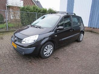 voitures motocyclettes  Renault Scenic 1.6 Airco Radio/CD 165.000 Km 2005/1