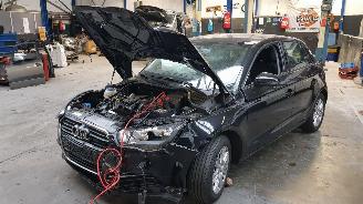 damaged passenger cars Audi A1 A1 Sportback 1,2 TFSI Attraction Pro 2014/6