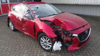 Damaged car Mazda 3 3 (BM/BN), Hatchback, 2013 / 2019 2.0 SkyActiv-G 120 16V 2017/8