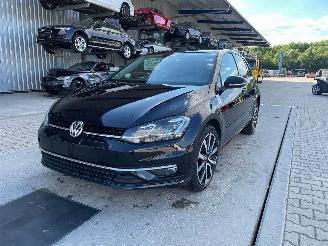Voiture accidenté Volkswagen Golf VII 2.0 TDI 4motion 2017/10