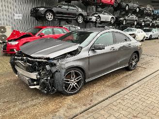 damaged passenger cars Mercedes Cla-klasse CLA 220 CDI Coupe 2018/9