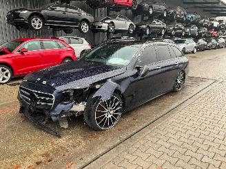 skadebil brommobiel Mercedes E-klasse E220 d Kombi 2019/9