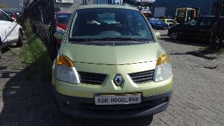Auto da rottamare Renault Modus (JP) MPV 1.6 16V (K4M-794(Euro 4)) [65kW] 5BAK 2004/1