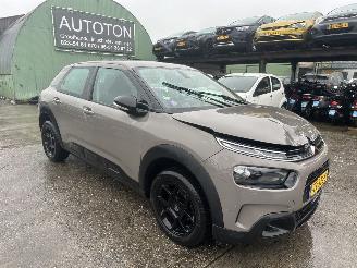 damaged passenger cars Citroën C4 cactus 1.2 Puretech 81KW Clima Navi Led Feel NAP 2018/11