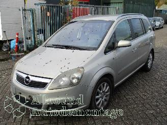 Salvage car Opel Zafira Zafira (M75) MPV 2.2 16V Direct Ecotec (Z22YH(Euro 4)) [110kW]  (07-20=
05/12-2012) 2006