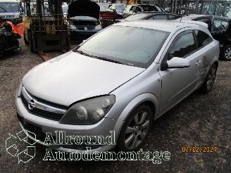 Voiture accidenté Opel Astra Astra H GTC (L08) Hatchback 3-drs 1.4 16V Twinport (Z14XEP(Euro 4)) [6=
6kW]  (03-2005/10-2010) 2008