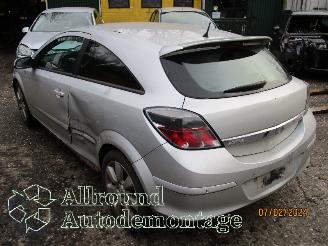 Opel Astra Astra H GTC (L08) Hatchback 3-drs 1.4 16V Twinport (Z14XEP(Euro 4)) [6=
6kW]  (03-2005/10-2010) picture 4