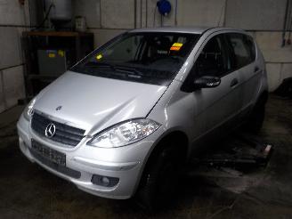 disassembly commercial vehicles Mercedes A-klasse A (W169) Hatchback 1.5 A-150 (M266.920) [70kW]  (09-2004/06-2012) 2006/5