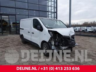 damaged passenger cars Renault Trafic Trafic (1FL/2FL/3FL/4FL), Van, 2014 1.6 dCi 125 Twin Turbo 2018/7