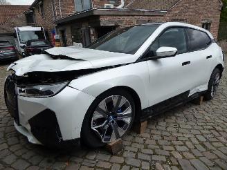 Vaurioauto  passenger cars BMW iX 50 xDrive Sport 2023/6
