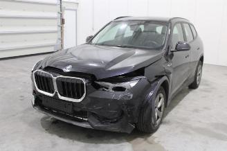 dañado vehículos comerciales BMW X1  2023/1