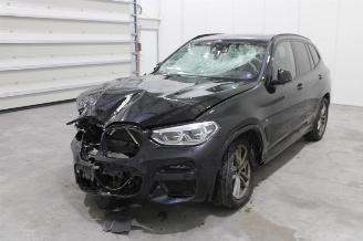 damaged passenger cars BMW X3  2020/10