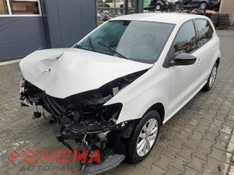 uszkodzony samochody osobowe Volkswagen Polo Polo V (6R), Hatchback, 2009 / 2017 1.2 TDI 12V BlueMotion 2012/2