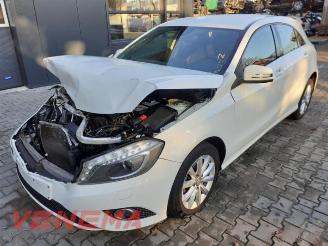 Voiture accidenté Mercedes A-klasse A (W176), Hatchback, 2012 / 2018 1.6 A-180 16V 2014