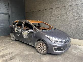 damaged passenger cars Kia Ceed 1368CC - 73KW - BENZINE - EURO6B 2018/6