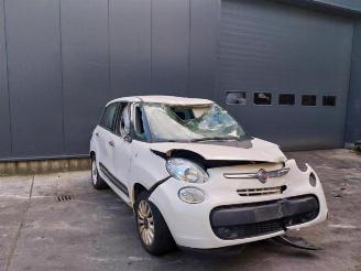 Auto incidentate Fiat 500L  2015/8