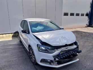 Voiture accidenté Volkswagen Polo Polo V (6R), Hatchback, 2009 / 2017 1.4 TDI 2014/10