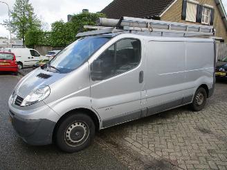 damaged commercial vehicles Renault Trafic 2.0 DCI T29 L2H1 ECO EDITION AIRCO NAVI 2014/1