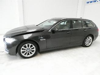 BMW 5-serie 2.0 D TOURING picture 3
