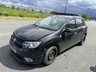 Vaurioauto  passenger cars Dacia Sandero  2018/5