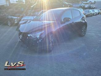 Voiture accidenté Mazda 2 2 (DJ/DL), Hatchback, 2014 1.5 SkyActiv-G 90 2016/4
