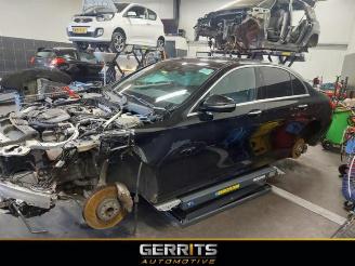 škoda osobní automobily Mercedes E-klasse E (W213), Sedan, 2016 E-350d 3.0 V6 24V 2017/1