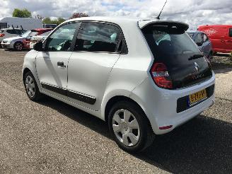 Renault Twingo 5drs airco picture 4